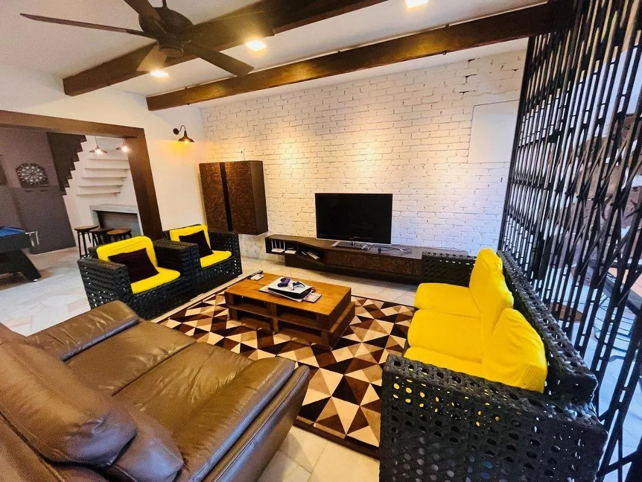 Luxe Oriental Villa By Stayco- 4K Hd Cinema & Ktv, Ps5 & Bbq Georgetown Ma­lay­sia
